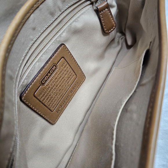 COACH Camel Soho Leather Shoulder Bag L056 8a05 with Scarf and Dustbag - Picture 10 of 16